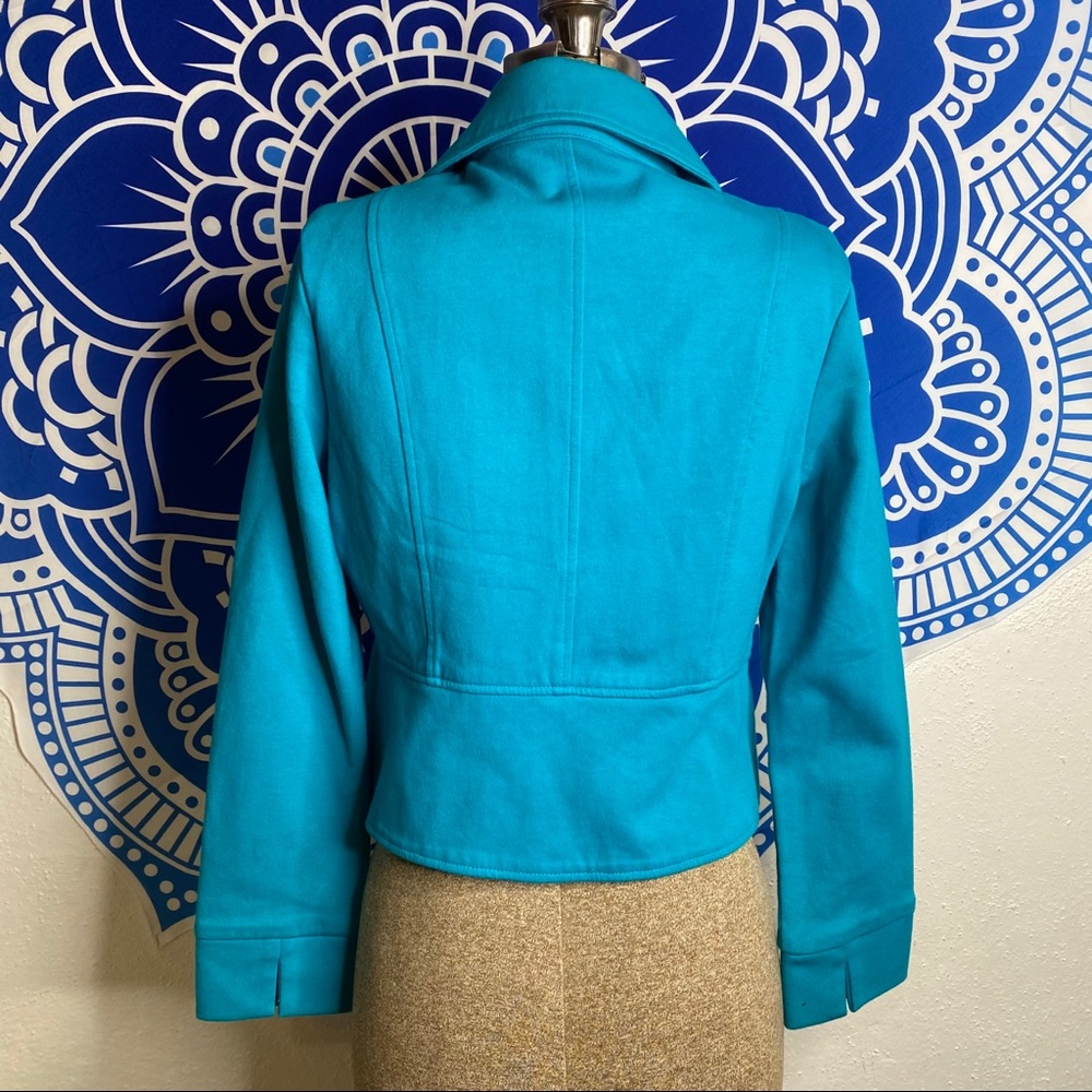 Turquoise Blazer with removable Ruffle - Picture 11 of 13